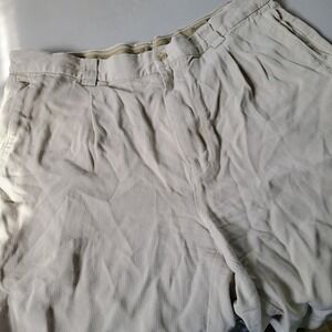 Tommy Bahama Men's 34x10 100% Silk Beige Chino Flat Front Board‎ Shorts